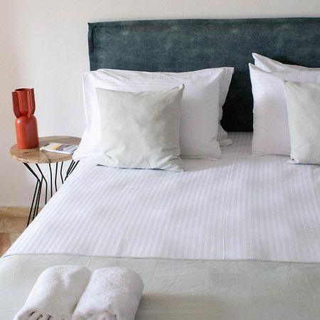 Oniropetra Luxury Suites Armakha Exterior photo
